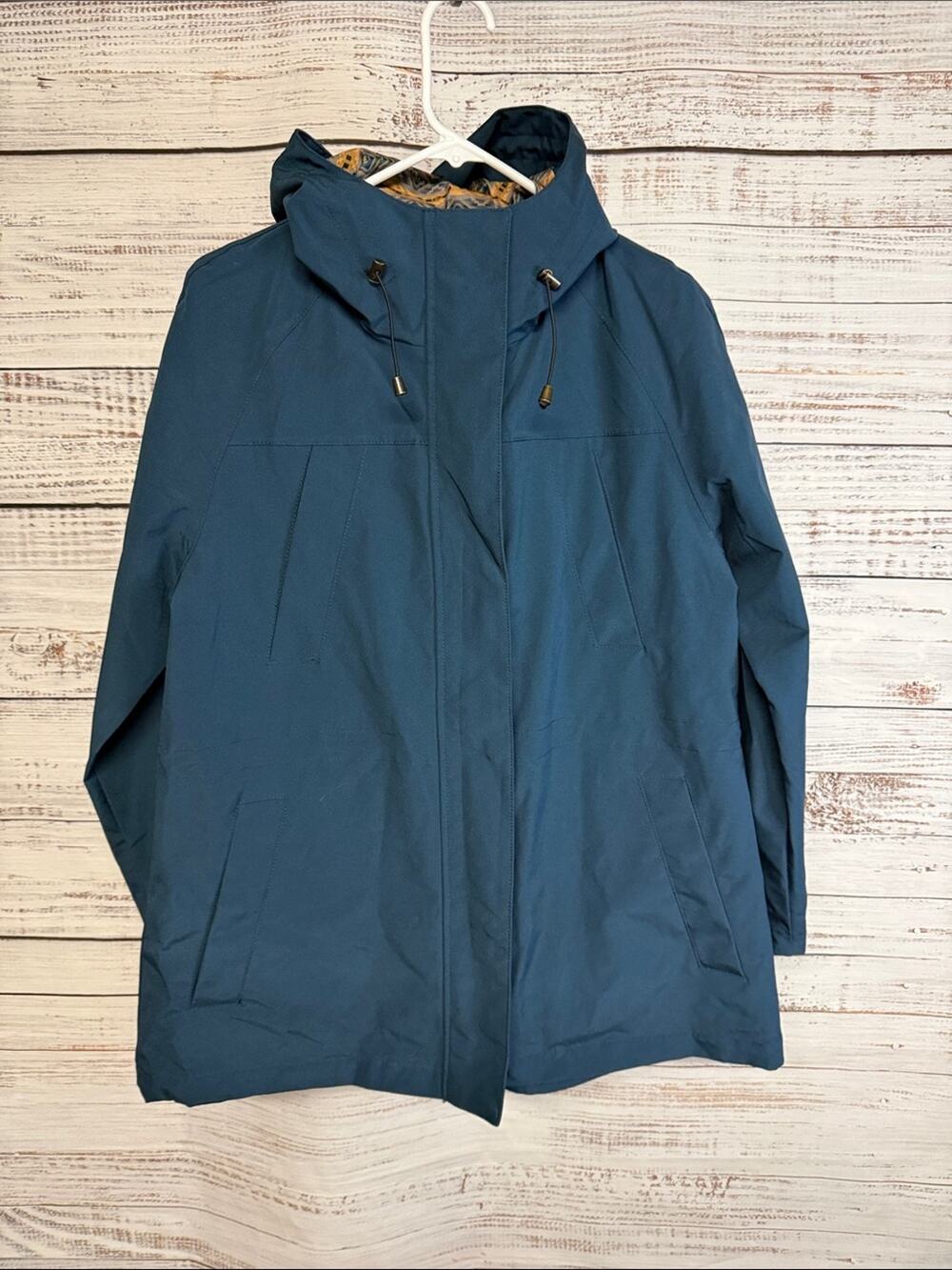 Pendleton Ladies’ Rain Jacket Water Resistant Blue Medium